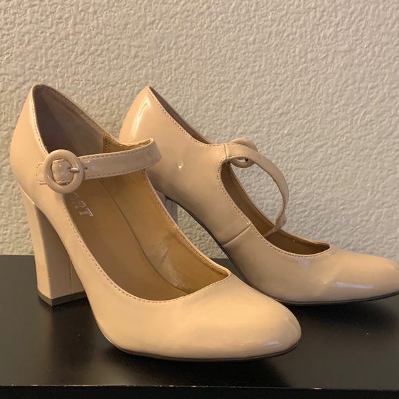 Report Shoes - Cream Mary Jane Heels